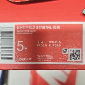 Nike Field General GS in Black and White